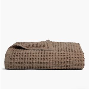 Parachute Waffle Cotton Throw Blanket in Mink